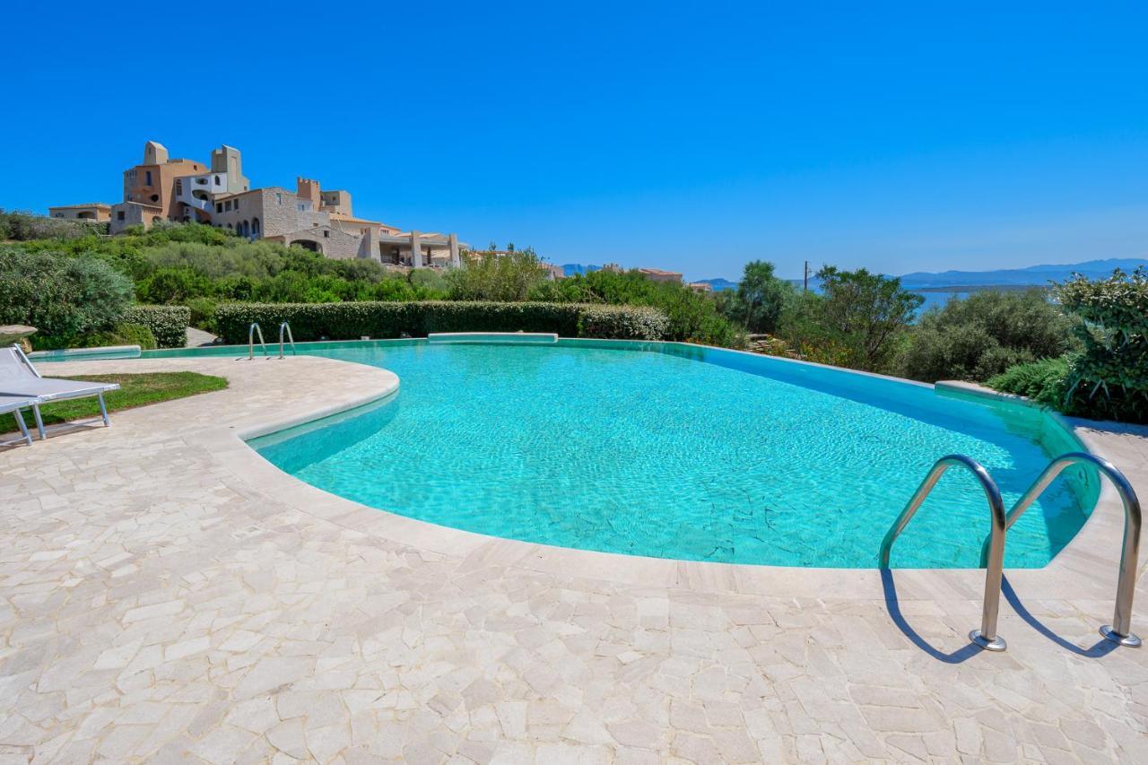 Villetta Azzurro - Sherdenia Luxury Apartments Marinella  Exteriör bild