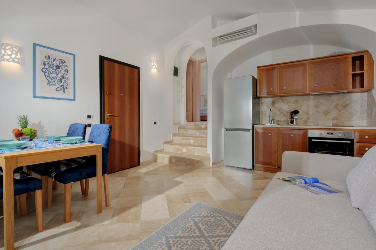 Villetta Azzurro - Sherdenia Luxury Apartments Marinella  Exteriör bild